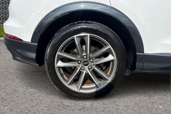 Audi Q3 Black Edition