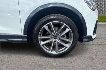 Audi Q3 Black Edition