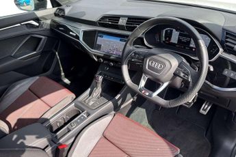 Audi Q3 Black Edition