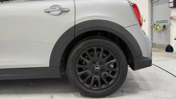 MINI Hatchback Cooper Classic