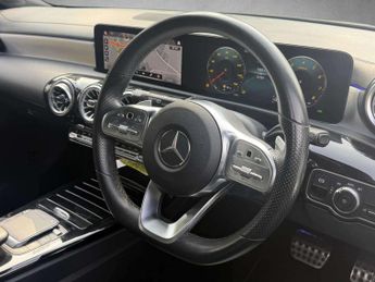 Mercedes-Benz Cla AMG Line