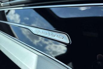 Audi Q7 S Line
