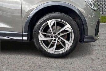Audi Q3 Black Edition