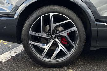 Audi Q6 Edition 1