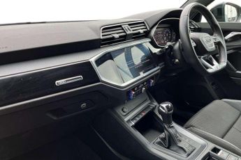 Audi Q3 Black Edition