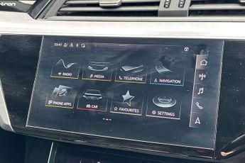 Audi E-Tron Black Edition