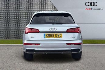 Audi Q5 Black Edition