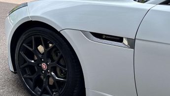 Jaguar F-TYPE R-Dynamic