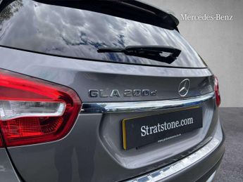 Mercedes-Benz GLA Sport