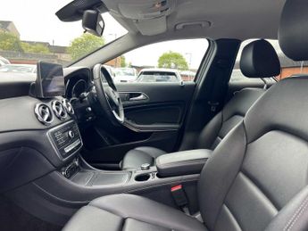 Mercedes-Benz GLA Sport
