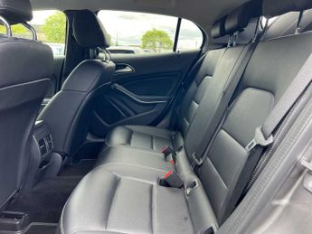 Mercedes-Benz GLA Sport