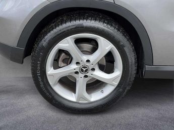 Mercedes-Benz GLA Sport