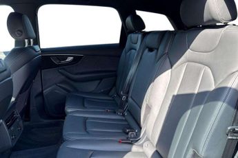 Audi Q7 Black Edition