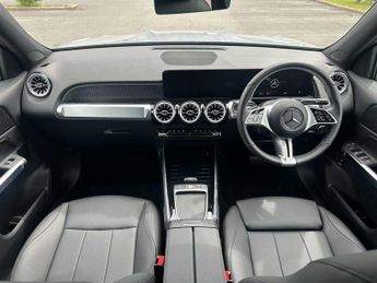 Mercedes-Benz EQB Sport Executive