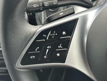 Mercedes-Benz EQB Sport Executive
