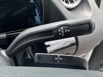 Mercedes-Benz EQA Sport Executive