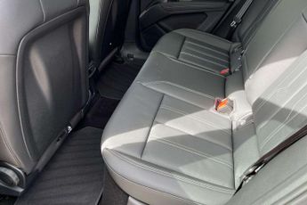 Audi Q4 Black Edition