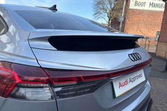 Audi Q4 Black Edition