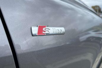 Audi Q4 S Line