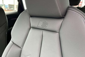 Audi Q4 S Line
