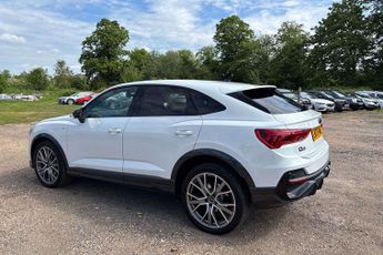 Audi Q3 Black Edition
