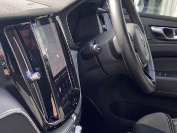 Volvo XC60 R DESIGN Pro