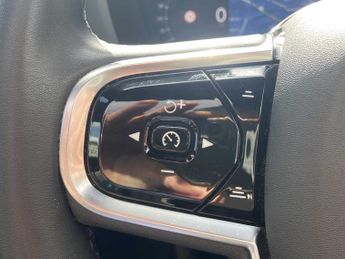 Volvo XC60 R DESIGN Pro