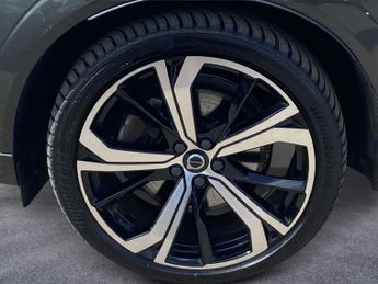 Volvo XC60 R DESIGN Pro