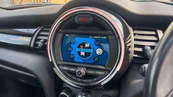 MINI Hatchback Cooper Sport