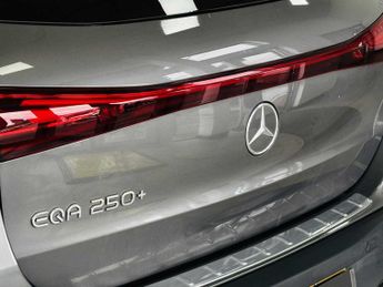 Mercedes-Benz EQA Urban Edition