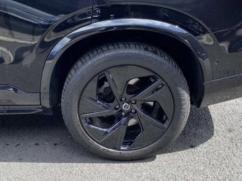 Volvo XC90 Plus