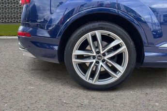 Audi Q7 S Line