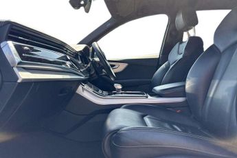Audi Q7 S Line