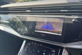 Audi Q7 S Line