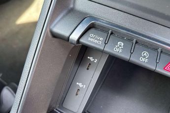 Audi Q3 Black Edition