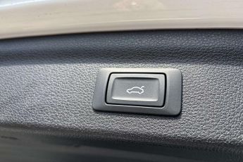 Audi Q3 Black Edition