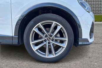 Audi Q3 Black Edition