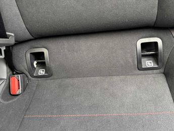 Mercedes-Benz Cla AMG Line Premium Edition