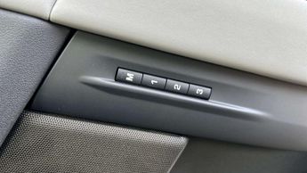 Land Rover Range Rover Evoque Dynamic SE