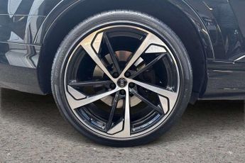 Audi Q7 Black Edition