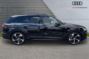 Audi Q7 Black Edition