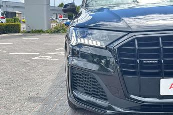 Audi Q7 Black Edition