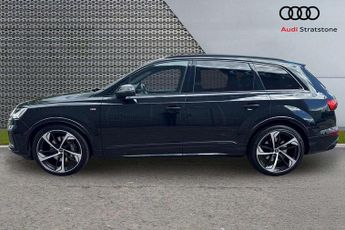 Audi Q7 Black Edition
