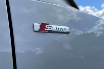 Audi Q3 S Line