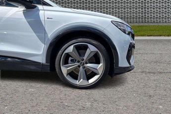 Audi Q4 Black Edition