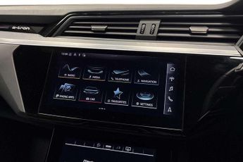 Audi E-Tron Black Edition