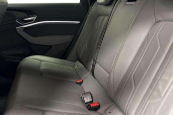 Audi E-Tron Black Edition