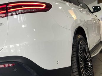 Mercedes-Benz EQC AMG Line