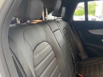 Mercedes-Benz EQC AMG Line