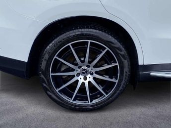 Mercedes-Benz EQC AMG Line